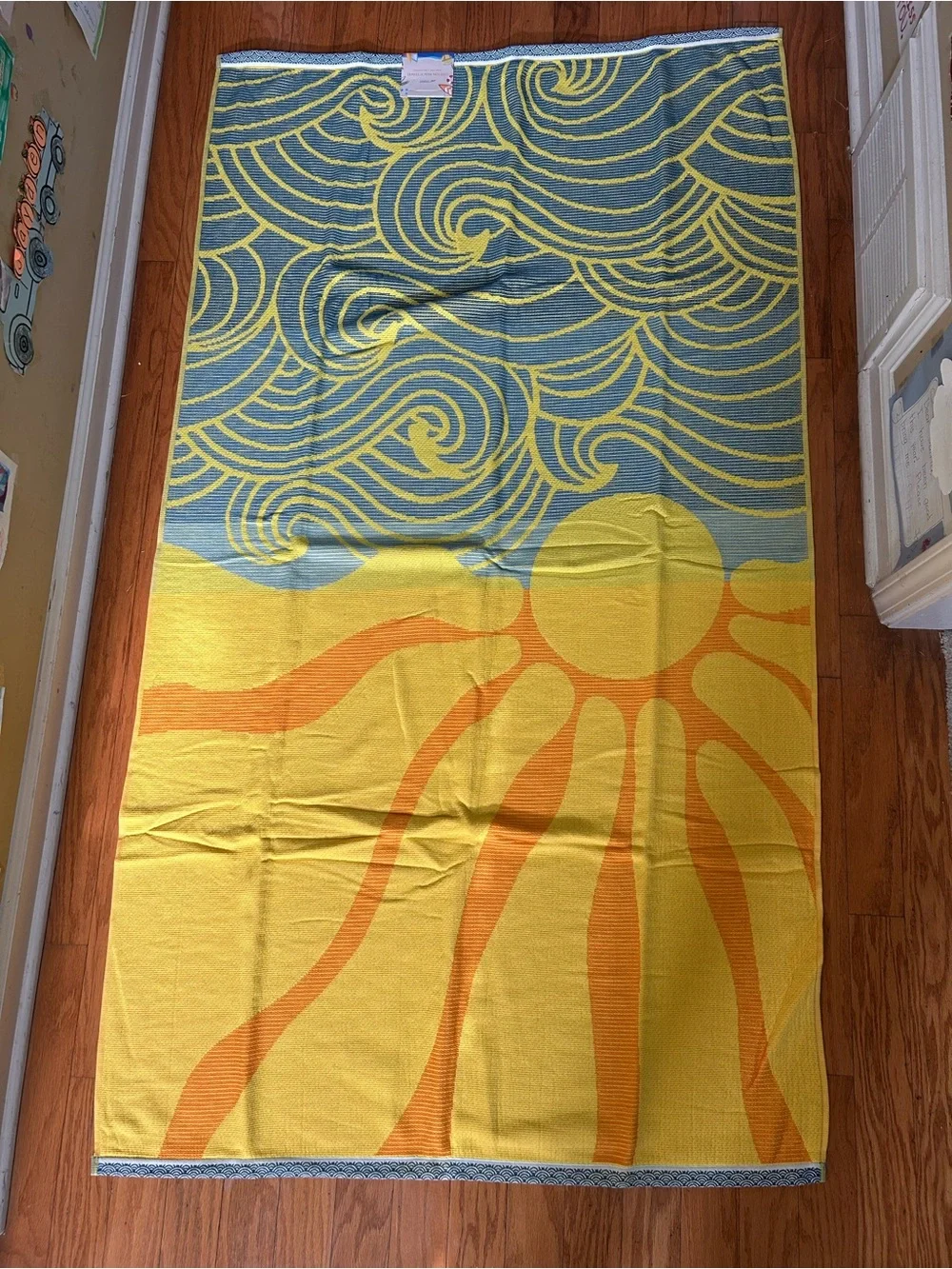 NWT Trodent 100% cotton Beach Towel size 40x 72”
